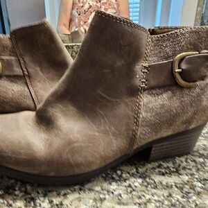 Clark collections Addiy Ankle Boot size 9